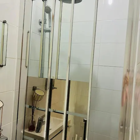 Pensamento 4 - 2º Andar Quarto em Acomodações Particulares